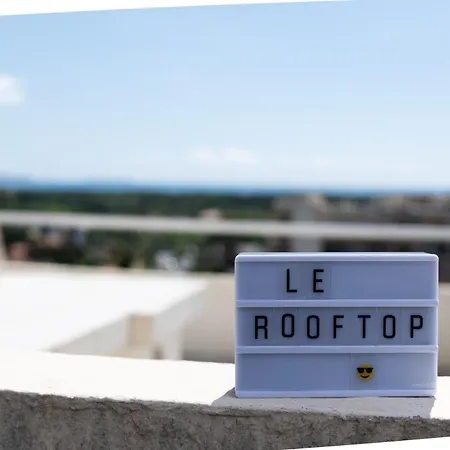 Le Rooftop - Piscine - Terrasse - Barbecue - Acces Appartement *